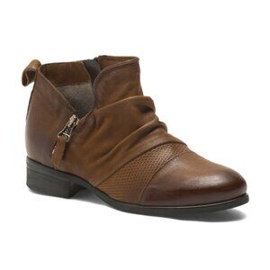 MIZ MOOZ Leather Slinky Booties